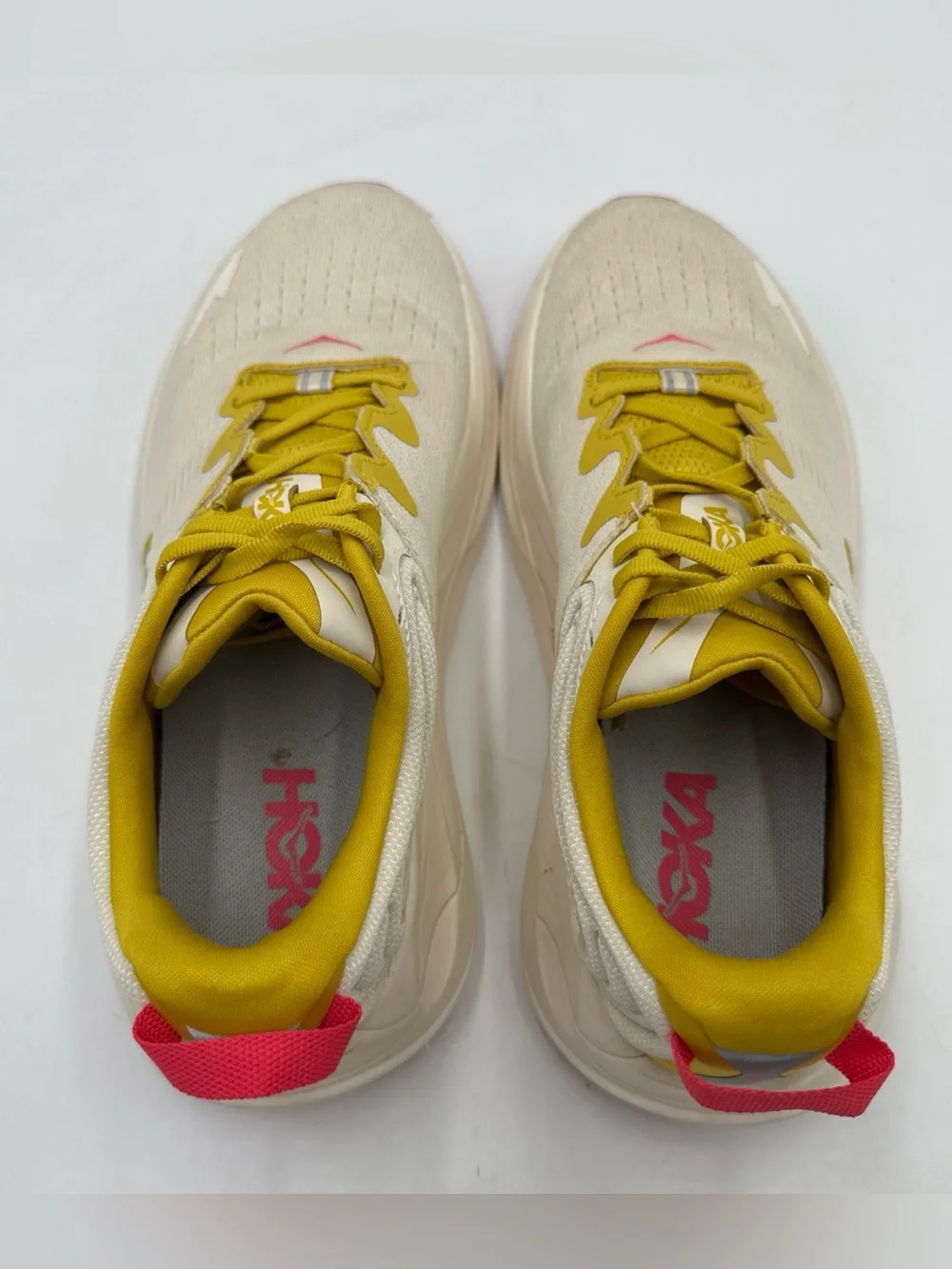 HOKA Gaviota 6 Women’s Size 9 B Birch Yellow Gold Running Shoes 1171933-BHY